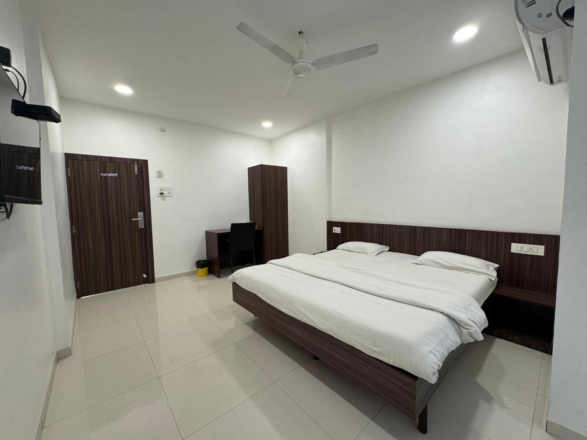 אאורנגבד Hotel New Samrat מראה חיצוני תמונה